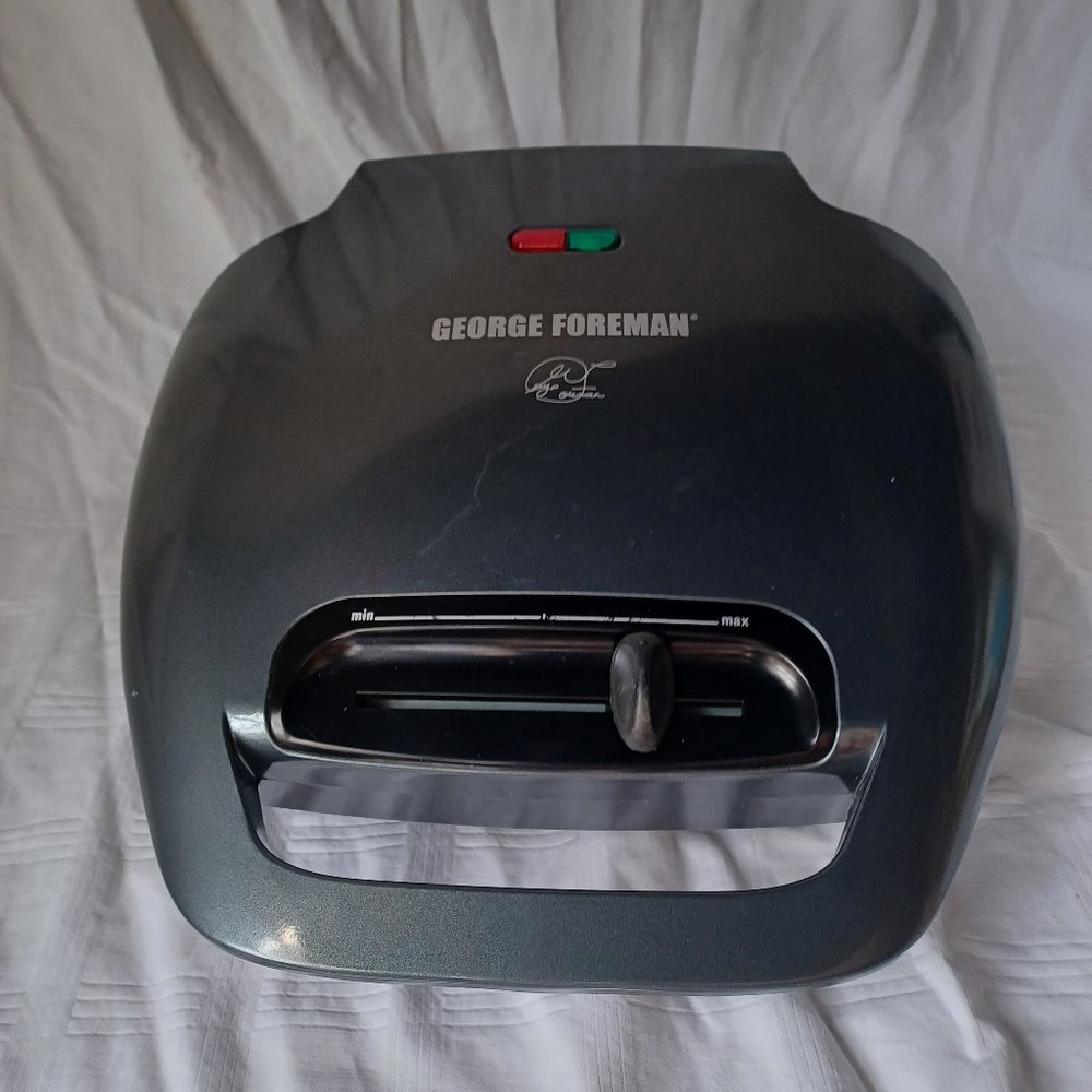 George Foreman Lean Mean Grilling Machine